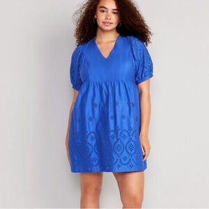 Old Navy eyelet short sleeve Mini dress size large v neck cut work pop cryn blue